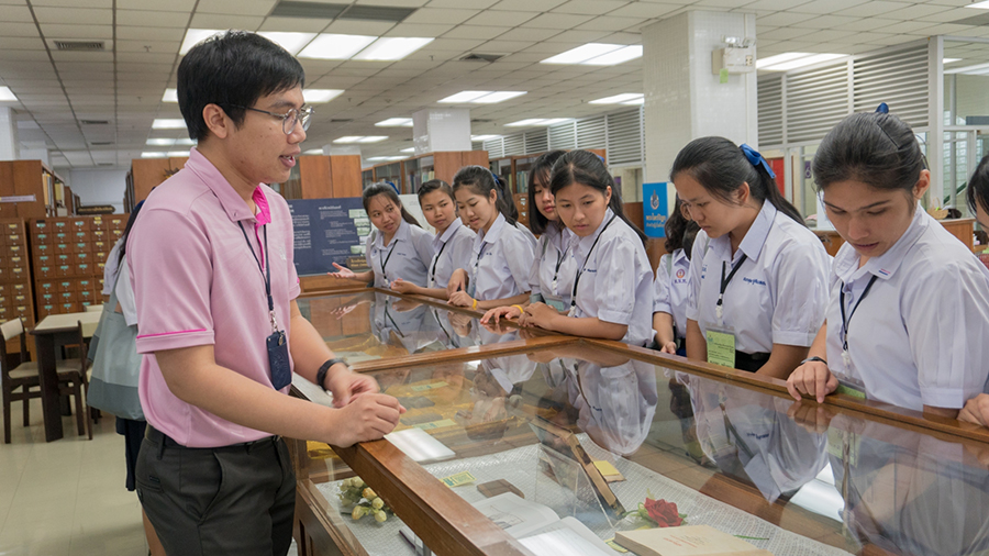 ยินดีต้อนรับ นักเรียนโครงการทุนพระราชทาน ม.ท.ศ. รุ่นที่ 10 กองกิจการในพระองค์ 904 สำนักงานราชเลขานุการในพระองค์ฯ